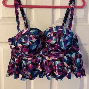 Torrid ruffle swim top | size 0